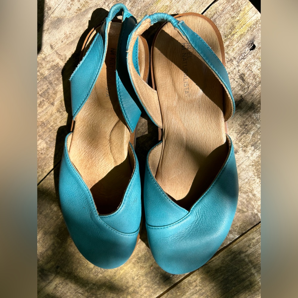 El Naturalista robin egg blue soft leather shoes